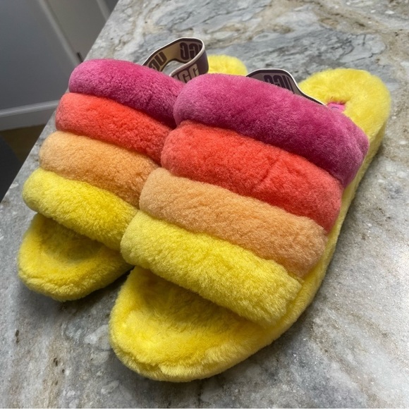 UGG Pride Fluff Yeah Slide in Rainbow Yellow Women’s Size 11 - Picture 2 of 11